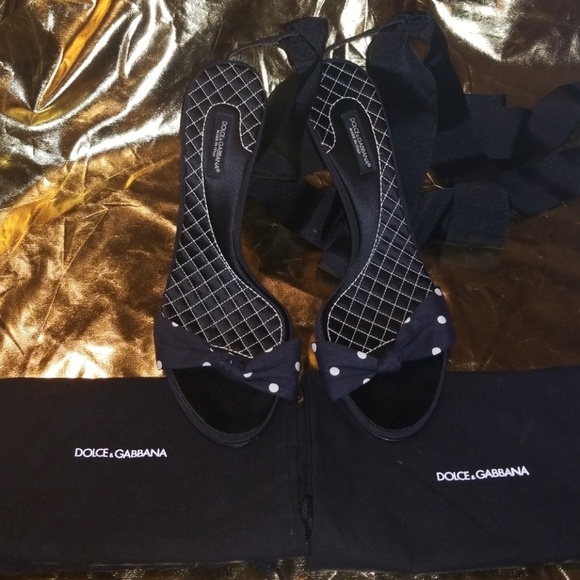 Dolce & Gabbana Shoes - Dolce & Gabbana polka dot grosgrain sandals